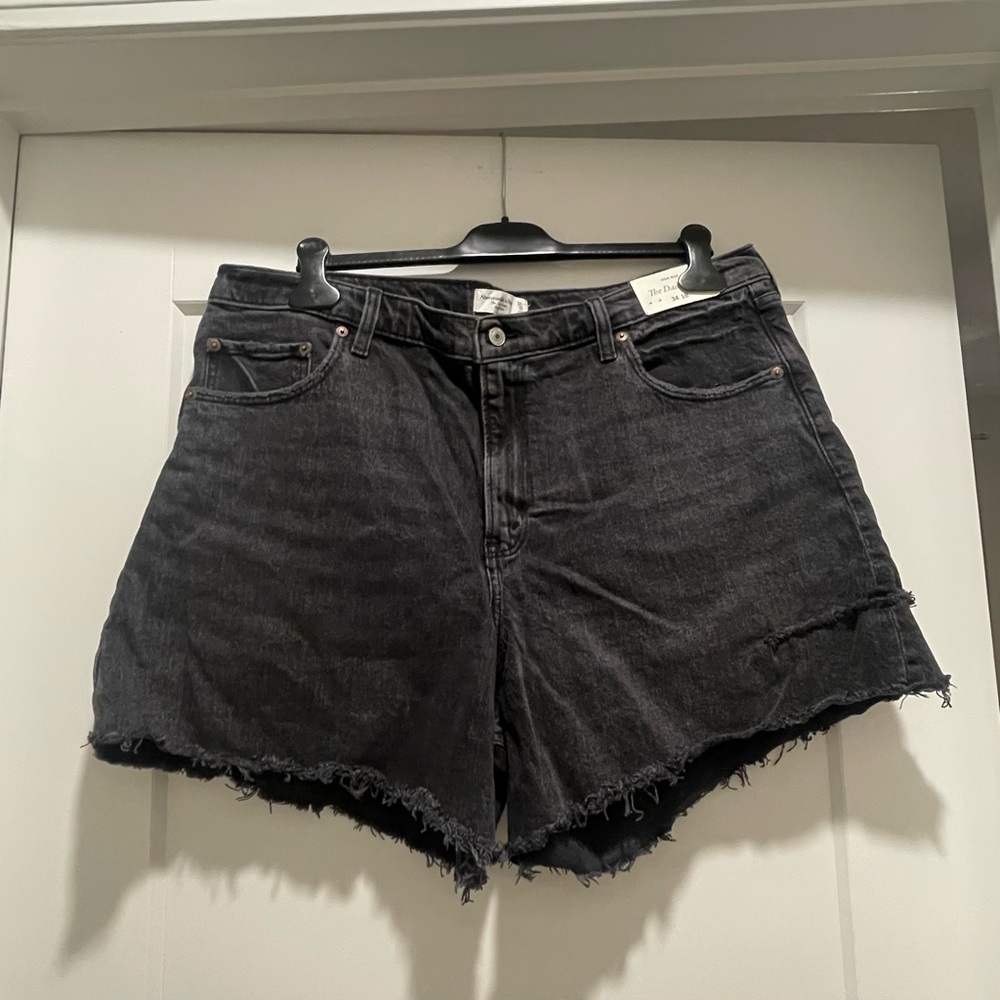 Abercrombie & Fitch Women's Black Cutoff Denim Shorts